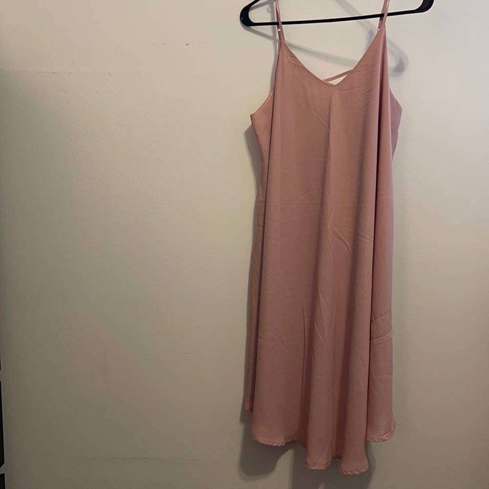 Women’s spaghetti strap flow dress